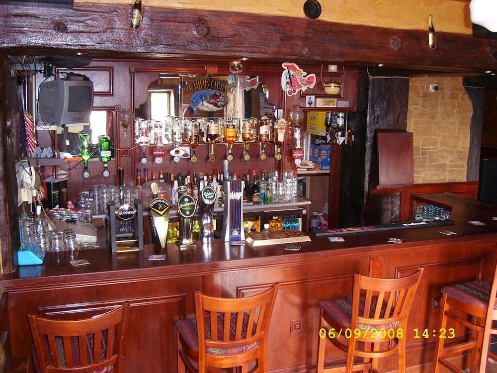 Causeway Tavern Bed & Breakfast Bushmills Eksteriør bilde