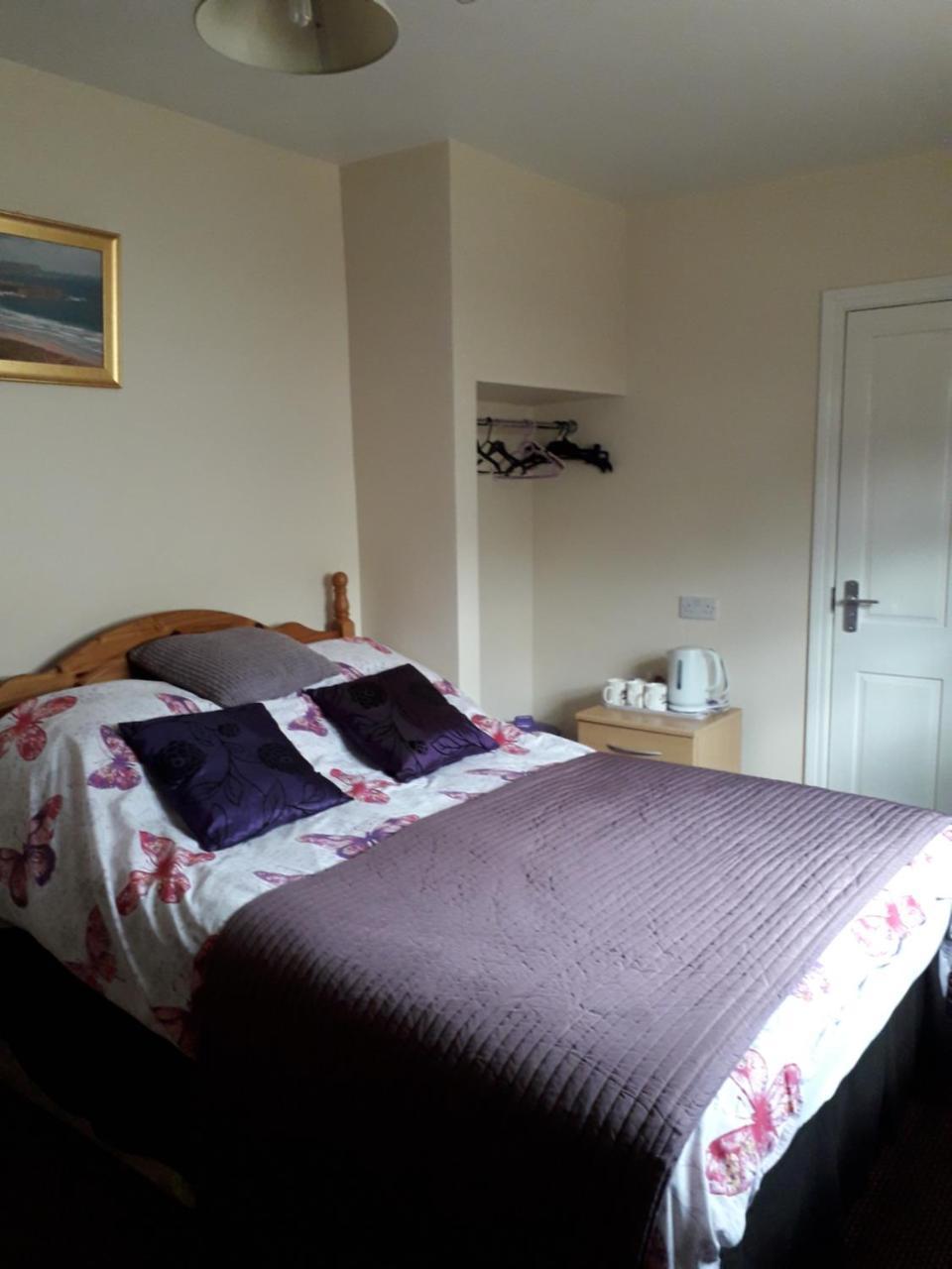Causeway Tavern Bed & Breakfast Bushmills Eksteriør bilde
